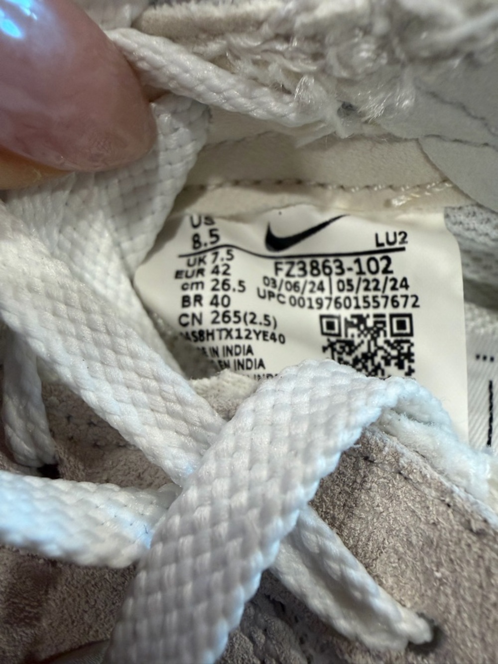 Nike C1TY Men's Size 8.5 Summit White/White - Picture 8 of 8